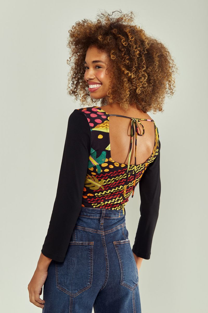 02033889_0814_3-BLUSA-MALHA-EST-TROPICALIA