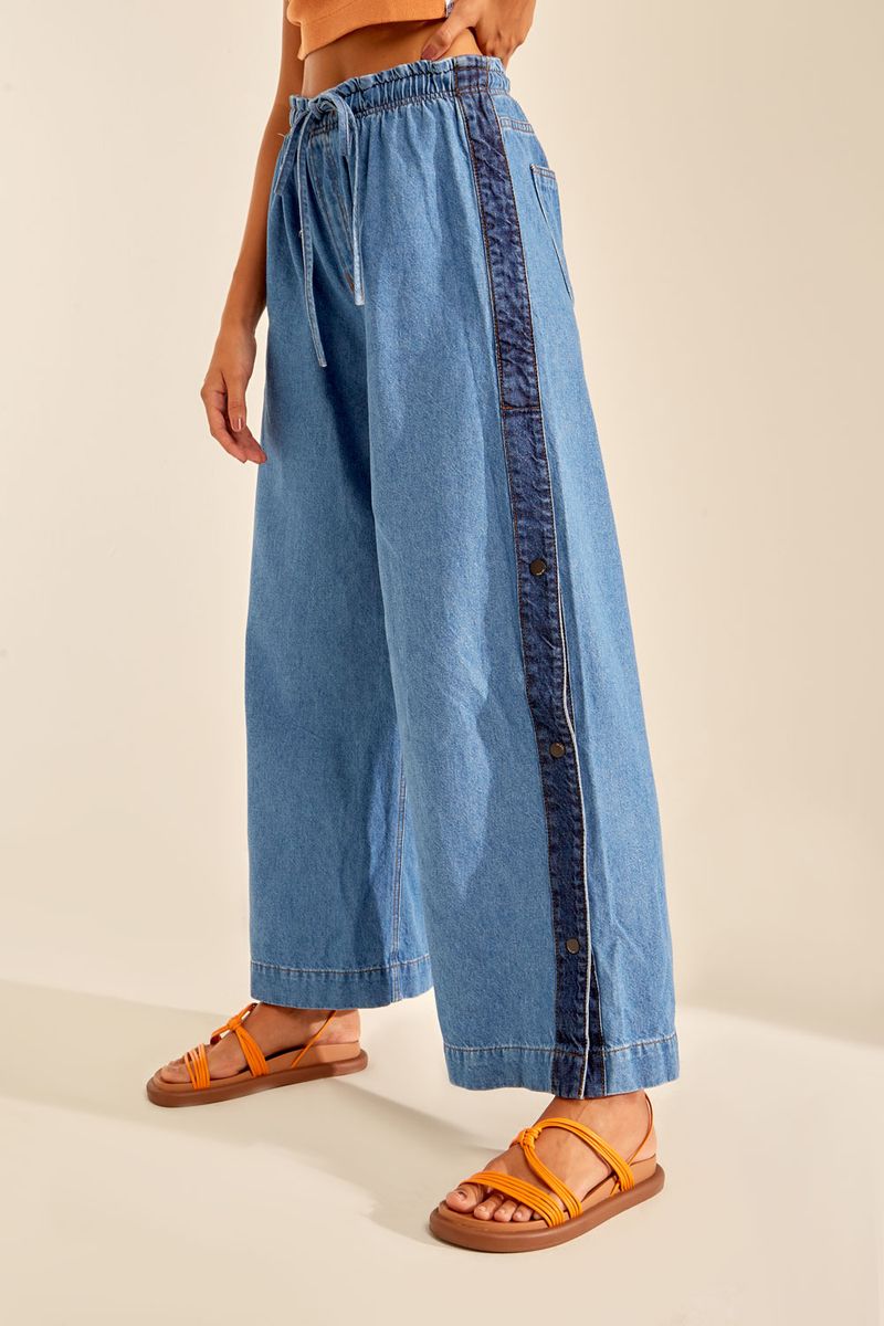 02036952_0057_2-CALCA-JEANS-ABERTURA-LATERAL