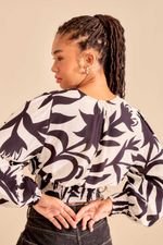 02038510_7775_3-BLUSA-EST-FLORESTA-OFF-LINHO
