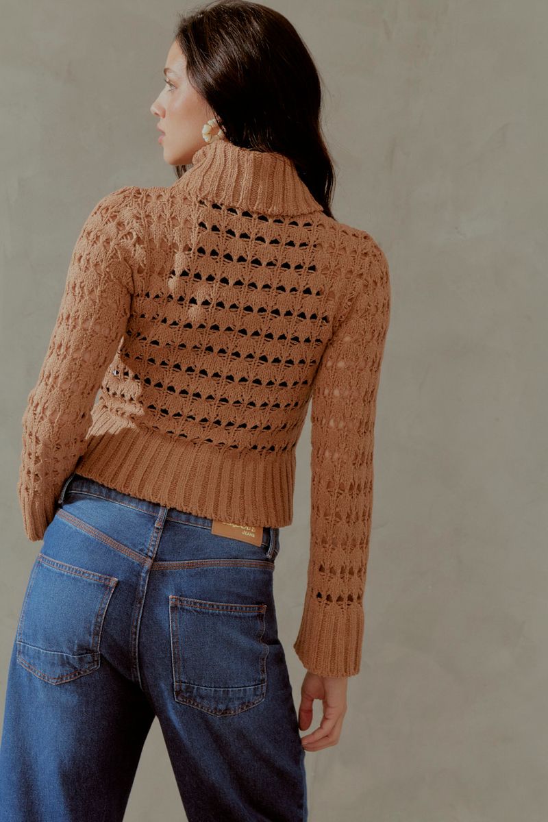 02038350_7809_3-BLUSA-VAZADA-GOLA-TRICOT