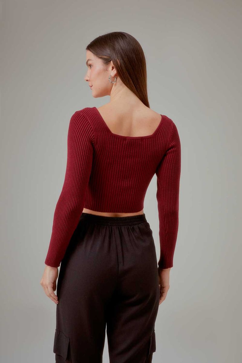 02040472_7750_3-BLUSA-TRICOT-DECOTE-QUADRADO