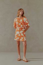 02039601_7814_1-BLUSA-MG-EST-LINE-FLOWERS