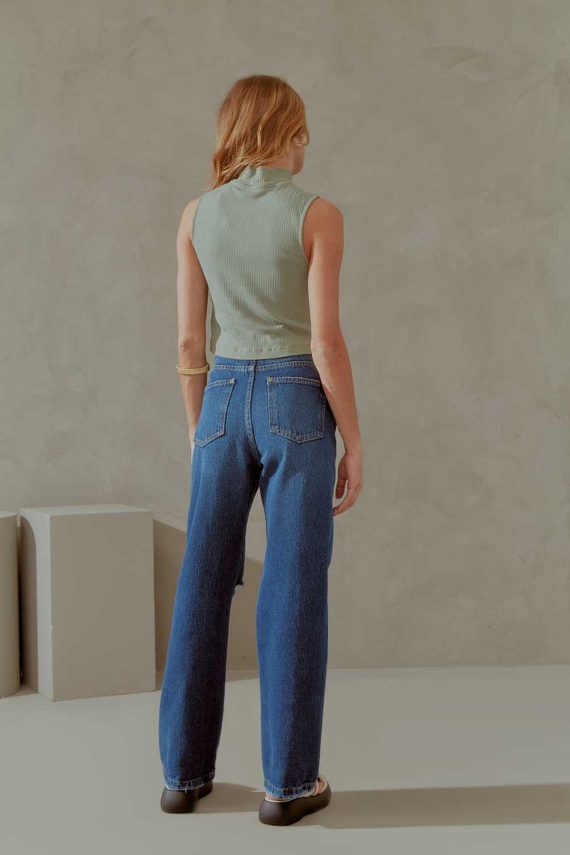 02038188_0057_3-CALCA-JEANS-RETA-COM-RASGOS