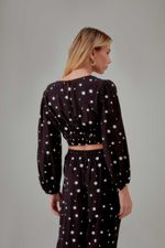 02039241_0002_3-BLUSA-BORDADO-POA-FLOR