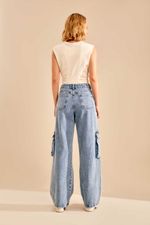02040224_0057_3-CALCA-JEANS-CARGO