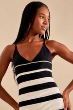 02040933_3165_3-VESTIDO-TRICOT-ALCA-E-LISTRAS