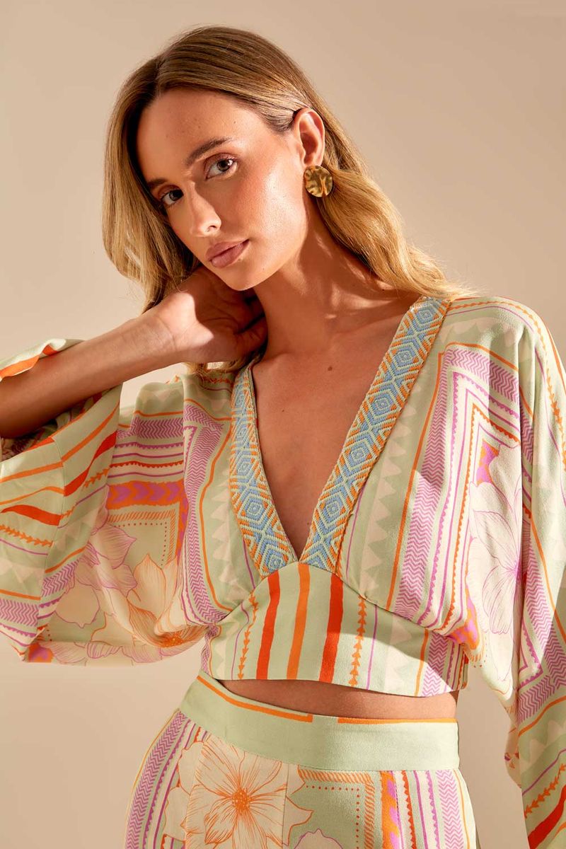 02040059_7945_1-BLUSA-EST-SARONGUE