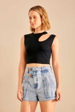 02040474_0057_1-SHORT-JEANS-RECORTES