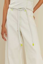 02040845_0057_3-CALCA-JEANS-REBITES-NEON