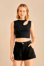 02040221-0002-1-SHORT-SARJA-PREGAS