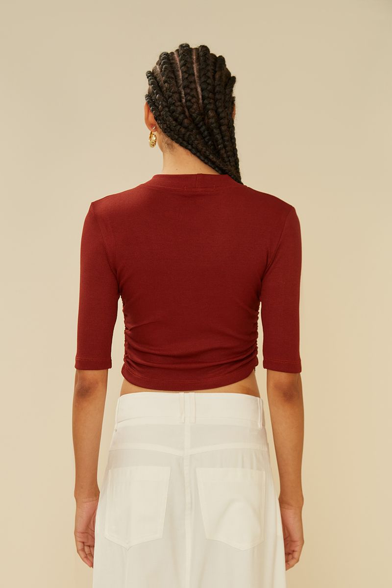 02041821_0008_3-BLUSA-MALHA-3-4-GOLA-ALTA