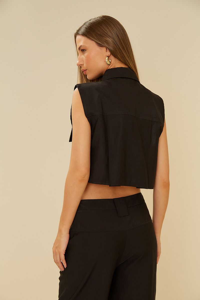 02042219_0002_3-BLUSA-BOLSOS-CROPPED