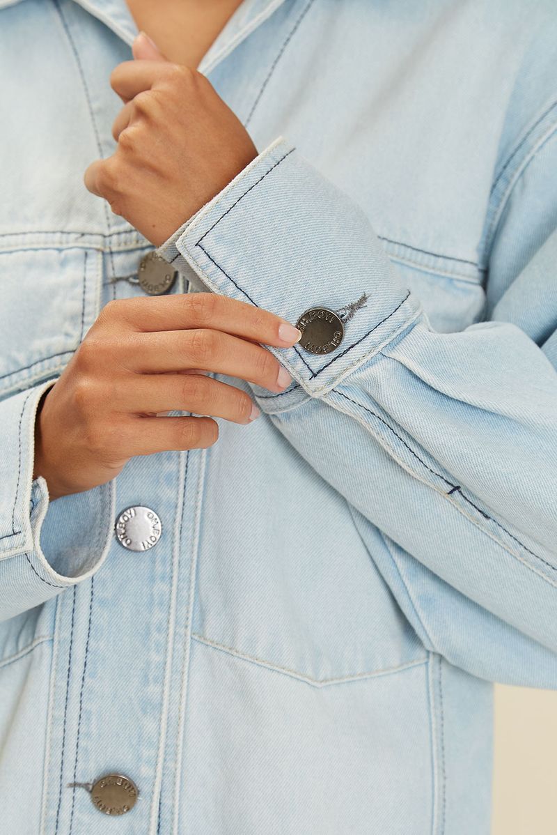 02042300_0057_3-JAQUETA-JEANS-CLARA-OVERSIZED
