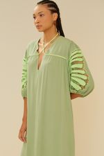 02042393_8232_3-VESTIDO-MANGA-RENDA-BORDADA