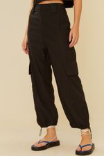 02042220_0002_2-CALCA-BOLSOS-JOGGING
