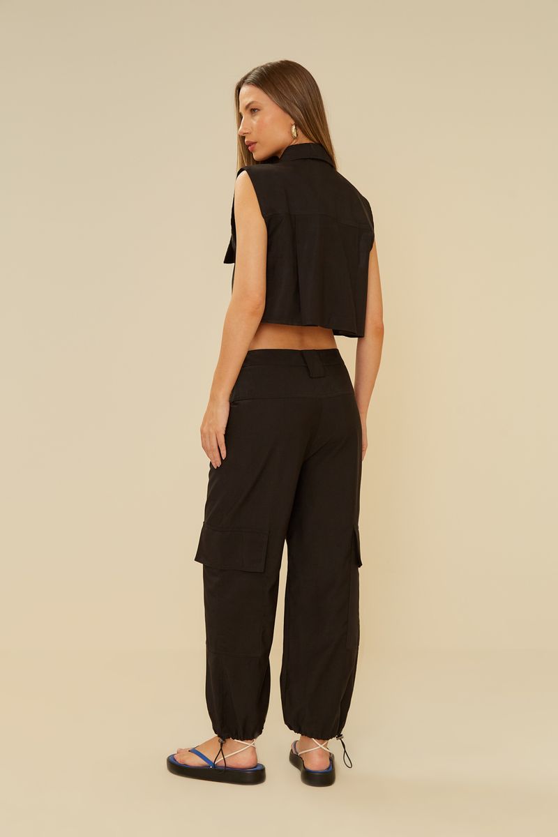 02042220_0002_3-CALCA-BOLSOS-JOGGING
