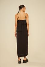02042900_0002_3-VESTIDO-RECORTES-ENTREMEIO